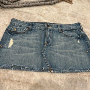 Abercrombie & Fitch Mini Denim Jean Skirt Distressed Raw Hem Size 4